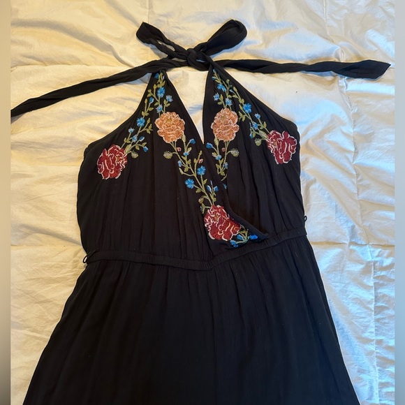 Bohemian flowy one-piece 🌼🌸🌺🌻 - Picture 2 of 4